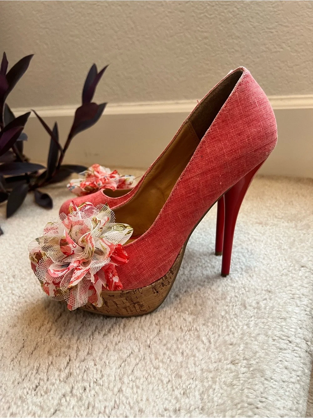 Women's Coral Peach Platform Pumps with Floral Accent 8 Feminine Sexy Gorgeous
